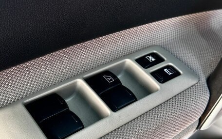 Nissan Rogue I, 2012 год, 999 000 рублей, 9 фотография