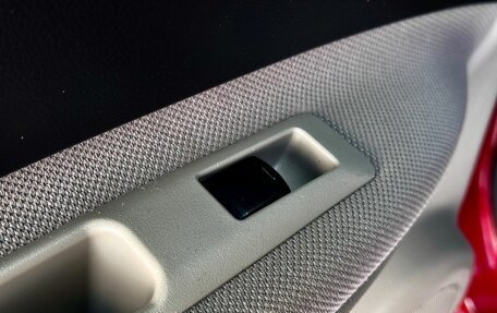 Nissan Rogue I, 2012 год, 999 000 рублей, 25 фотография