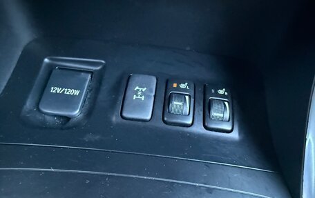 Toyota Land Cruiser Prado 120 рестайлинг, 2007 год, 2 999 999 рублей, 10 фотография