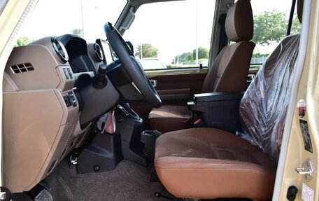 Toyota Land Cruiser 70, 2025 год, 12 800 000 рублей, 9 фотография