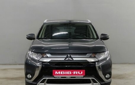 Mitsubishi Outlander III рестайлинг 3, 2021 год, 2 303 000 рублей, 2 фотография