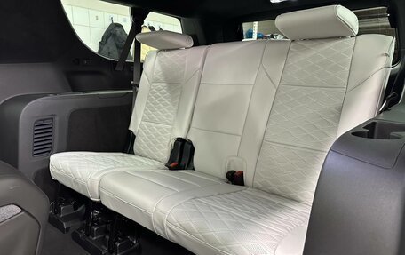 Cadillac Escalade V, 2025 год, 21 600 000 рублей, 13 фотография