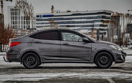 Hyundai Solaris II рестайлинг, 2013 год, 599 000 рублей, 8 фотография