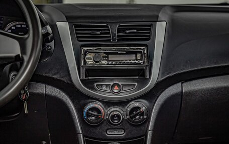 Hyundai Solaris II рестайлинг, 2013 год, 599 000 рублей, 14 фотография