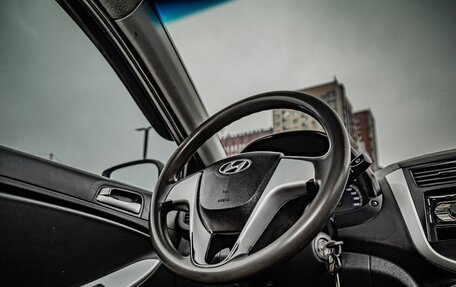 Hyundai Solaris II рестайлинг, 2013 год, 599 000 рублей, 15 фотография