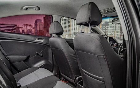 Hyundai Solaris II рестайлинг, 2013 год, 599 000 рублей, 20 фотография