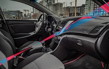 Hyundai Solaris II рестайлинг, 2013 год, 599 000 рублей, 19 фотография