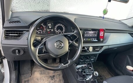 Skoda Rapid II, 2020 год, 1 400 000 рублей, 5 фотография