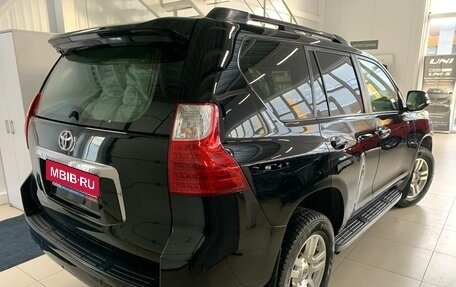 Toyota Land Cruiser Prado 150 рестайлинг 2, 2012 год, 2 795 000 рублей, 11 фотография