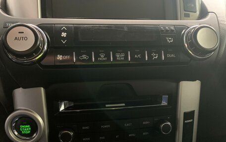 Toyota Land Cruiser Prado 150 рестайлинг 2, 2012 год, 2 795 000 рублей, 26 фотография