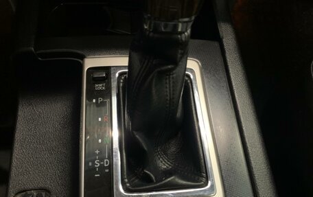 Toyota Land Cruiser Prado 150 рестайлинг 2, 2012 год, 2 795 000 рублей, 28 фотография