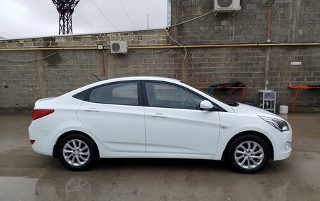 Hyundai Solaris II рестайлинг, 2015 год, 890 000 рублей, 6 фотография