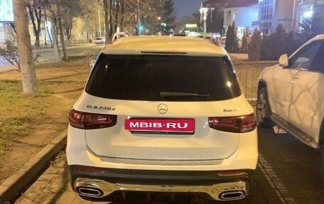 Mercedes-Benz GLB, 2020 год, 3 650 000 рублей, 2 фотография