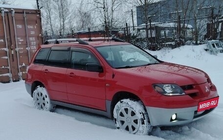 Mitsubishi Outlander III рестайлинг 3, 2004 год, 750 000 рублей, 2 фотография
