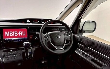 Honda Stepwgn IV, 2016 год, 1 520 000 рублей, 8 фотография