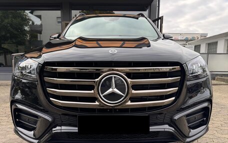 Mercedes-Benz GLS, 2025 год, 14 930 000 рублей, 2 фотография