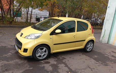 Peugeot 107 I рестайлинг, 2009 год, 420 000 рублей, 3 фотография