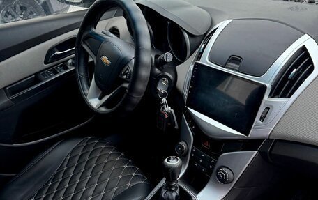 Chevrolet Cruze II, 2013 год, 733 000 рублей, 13 фотография