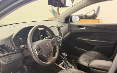 Hyundai Solaris II рестайлинг, 2021 год, 1 749 000 рублей, 10 фотография