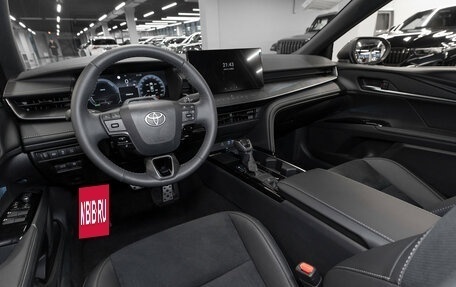 Toyota Camry, 2025 год, 4 600 000 рублей, 7 фотография