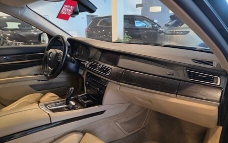 BMW 7 серия, 2011 год, 2 340 000 рублей, 29 фотография