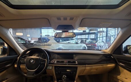 BMW 7 серия, 2011 год, 2 340 000 рублей, 26 фотография