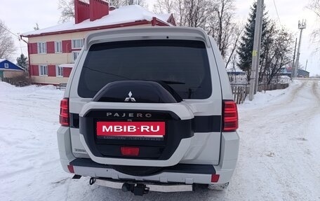 Mitsubishi Pajero IV, 2014 год, 2 299 000 рублей, 8 фотография
