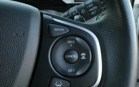 Honda Stepwgn IV, 2017 год, 1 590 000 рублей, 10 фотография