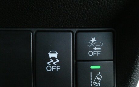 Honda Stepwgn IV, 2017 год, 1 590 000 рублей, 13 фотография