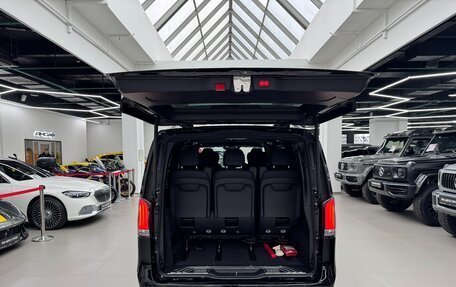 Mercedes-Benz V-Класс, 2024 год, 13 990 000 рублей, 26 фотография