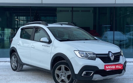 Renault Sandero II рестайлинг, 2020 год, 986 000 рублей, 3 фотография