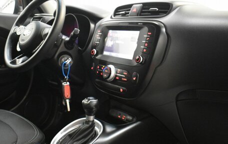 KIA Soul II рестайлинг, 2018 год, 1 649 000 рублей, 14 фотография