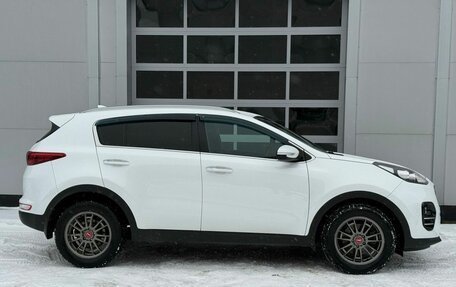 KIA Sportage IV рестайлинг, 2018 год, 2 100 000 рублей, 6 фотография