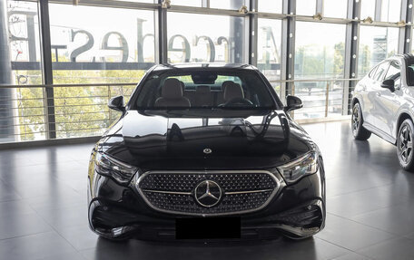 Mercedes-Benz E-Класс, 2025 год, 9 320 000 рублей, 2 фотография