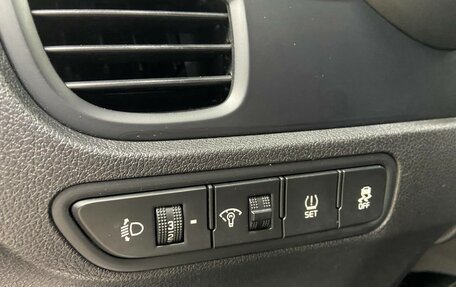 KIA Rio IV, 2018 год, 1 355 000 рублей, 12 фотография