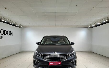 KIA Carnival III, 2019 год, 2 890 000 рублей, 2 фотография