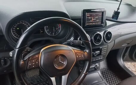 Mercedes-Benz B-Класс, 2012 год, 1 100 000 рублей, 6 фотография