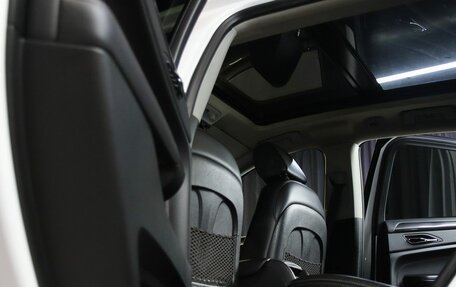 Cadillac SRX II рестайлинг, 2012 год, 1 199 000 рублей, 17 фотография