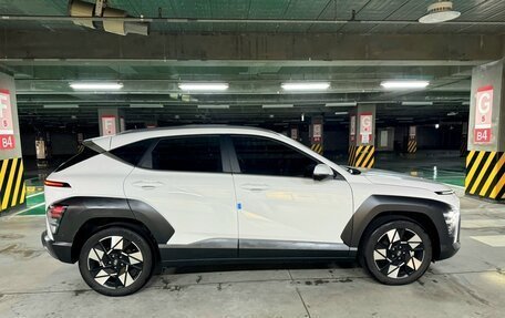 Hyundai Kona, 2024 год, 2 910 000 рублей, 3 фотография