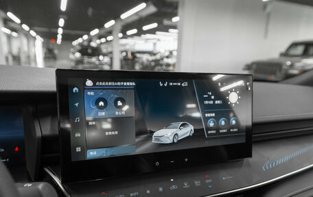 Toyota Camry, 2025 год, 4 450 000 рублей, 17 фотография