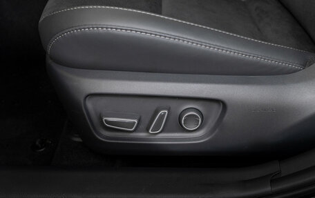 Toyota Camry, 2025 год, 4 450 000 рублей, 24 фотография