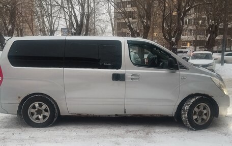 Hyundai Grand Starex Grand Starex I рестайлинг 2, 2009 год, 1 050 000 рублей, 4 фотография