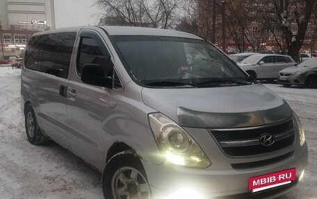Hyundai Grand Starex Grand Starex I рестайлинг 2, 2009 год, 1 050 000 рублей, 2 фотография