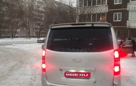 Hyundai Grand Starex Grand Starex I рестайлинг 2, 2009 год, 1 050 000 рублей, 5 фотография