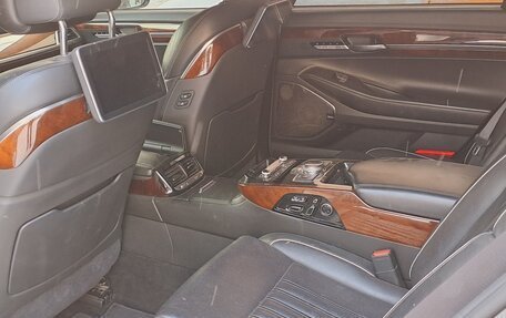 Genesis G90 I рестайлинг, 2017 год, 2 800 000 рублей, 13 фотография