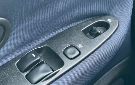 Mitsubishi Carisma I, 2002 год, 287 000 рублей, 12 фотография