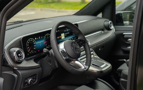 Mercedes-Benz V-Класс, 2025 год, 12 990 000 рублей, 10 фотография