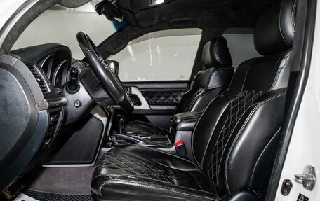 Toyota Land Cruiser 200, 2013 год, 3 210 000 рублей, 5 фотография