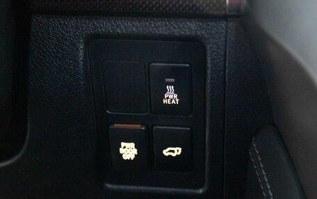 Toyota Land Cruiser 200, 2013 год, 3 210 000 рублей, 19 фотография