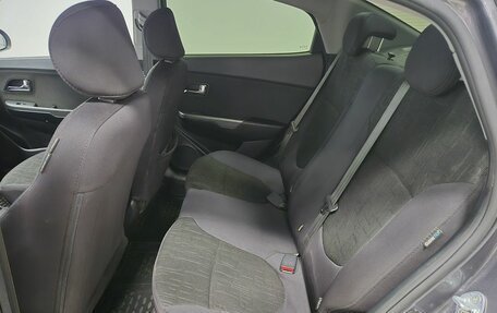 KIA Rio III рестайлинг, 2015 год, 696 000 рублей, 10 фотография